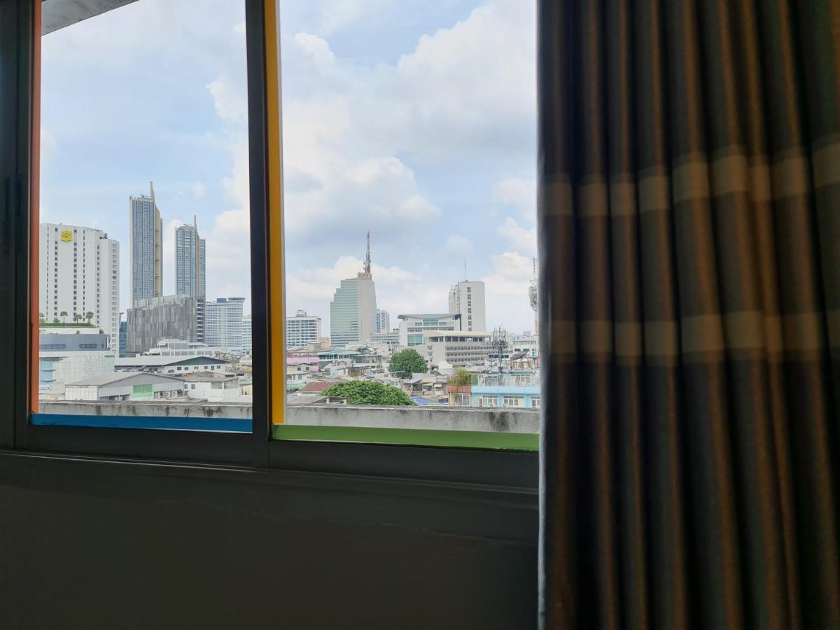 The Studio At Sathorn Terrace अपार्टमेंट