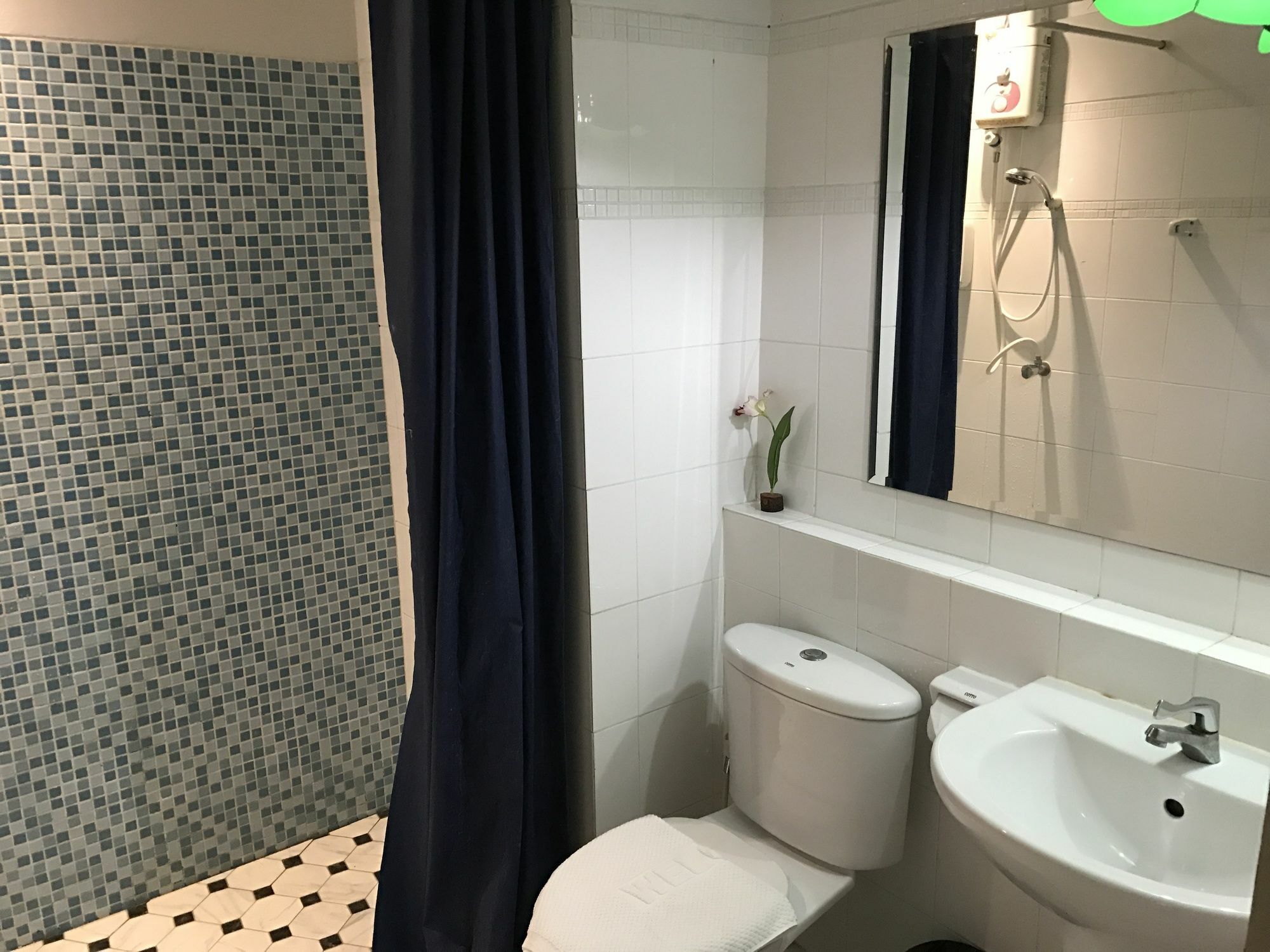 The Studio At Sathorn Terrace अपार्टमेंट *