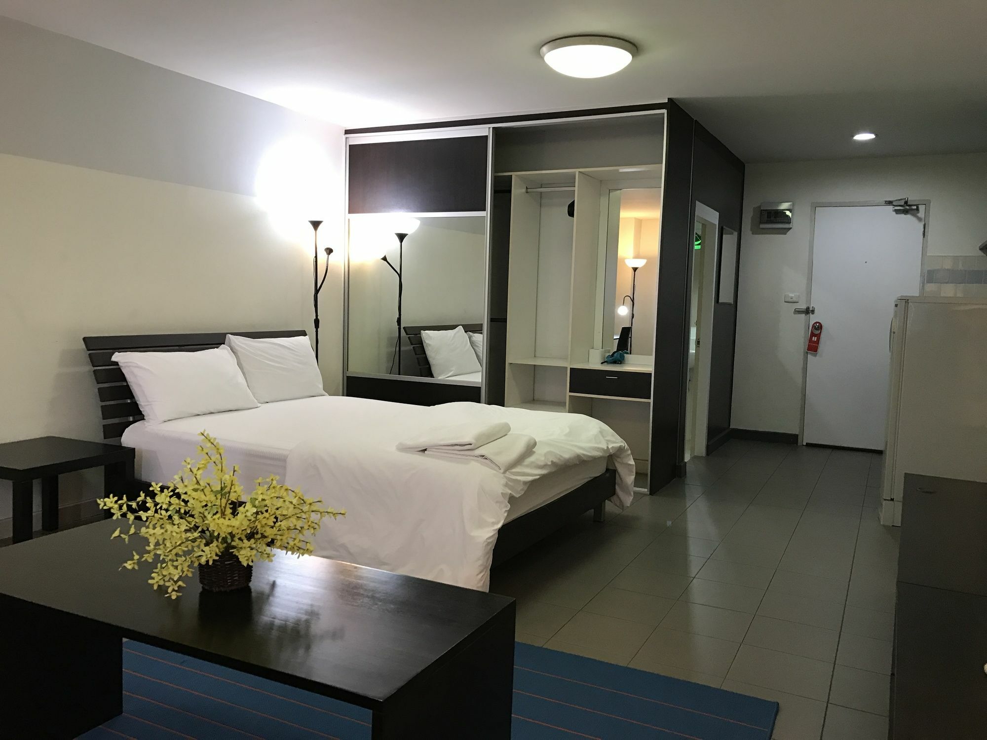 The Studio At Sathorn Terrace अपार्टमेंट